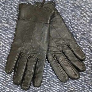 New Black Leather Gloves ♡ Ladies Size